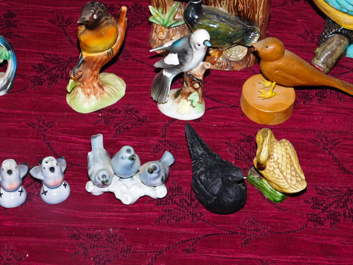 lot 109 image: large lot of small birds various materials