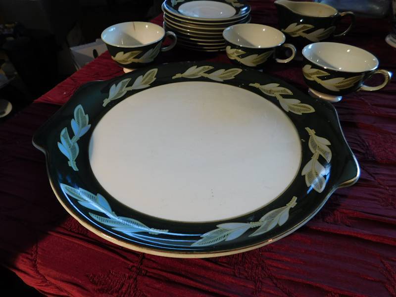 lot 156 image: platter serving bowl 3 cups creamer and 9 smaller bowls Coronet by Salem 53u