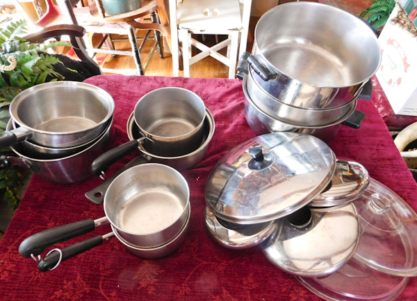 lot 12 image: lage lot of stovetop cookware