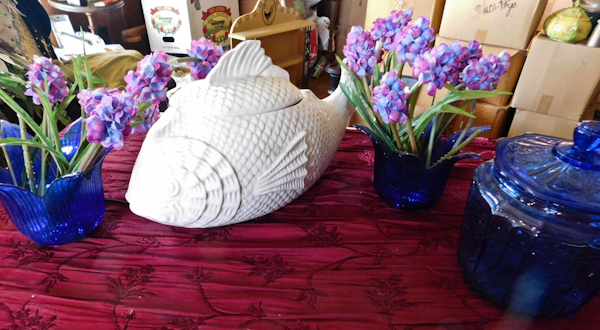 lot 58 image: two cobalt blue vases and cobalt lidded candy dish and a white fish