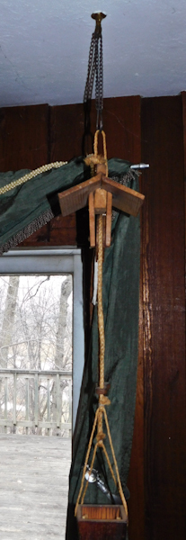lot 121 image: real cool planters each on a rope and pulley very fun