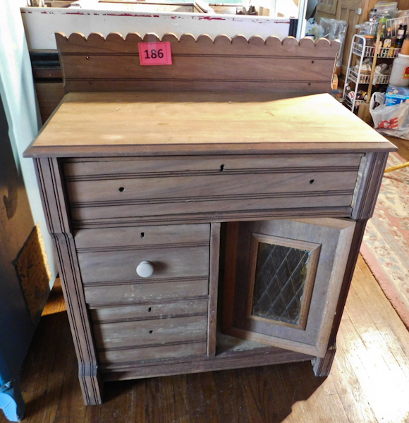 lot 186 image: vintage small buffet with top drawer two side drawers and a cabinet door