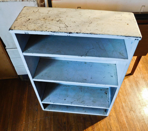 lot 189 image: wooden shelf solid wood