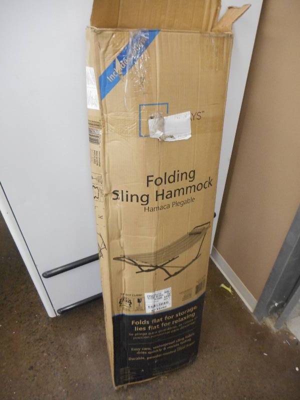 lot 26 image: Mainstays Folding Sling Hammock with Stand, Blue Stripe