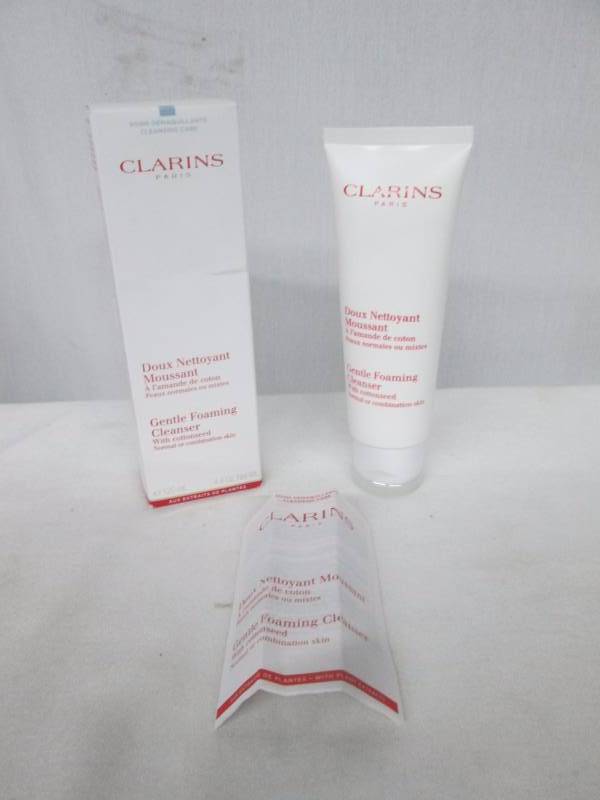 Clarins Gentle Foaming Cleanser with Cottonseed