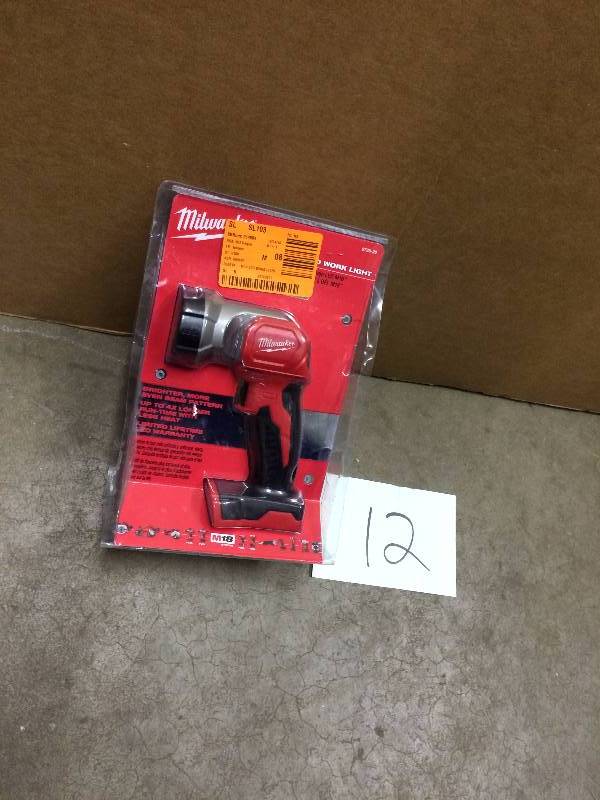lot 12 image: Milwaukee Work Light