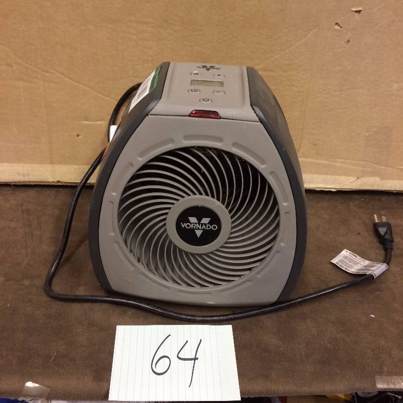 lot 64 image: Vornado Heater