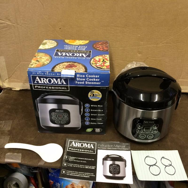 lot 88 image: Aroma Rice Cooker