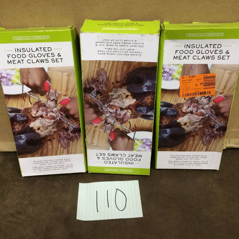lot 110 image: Lot of 3 Insulated Gloves meat Claws Set New