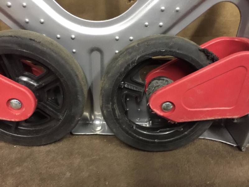 lot 190 image: Lot of 2 Milwaukee hand trucks- each have a damage wheel