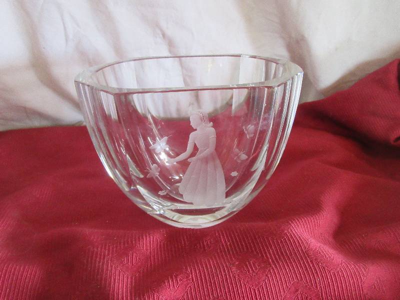 CRYSTALL CANDY DISH