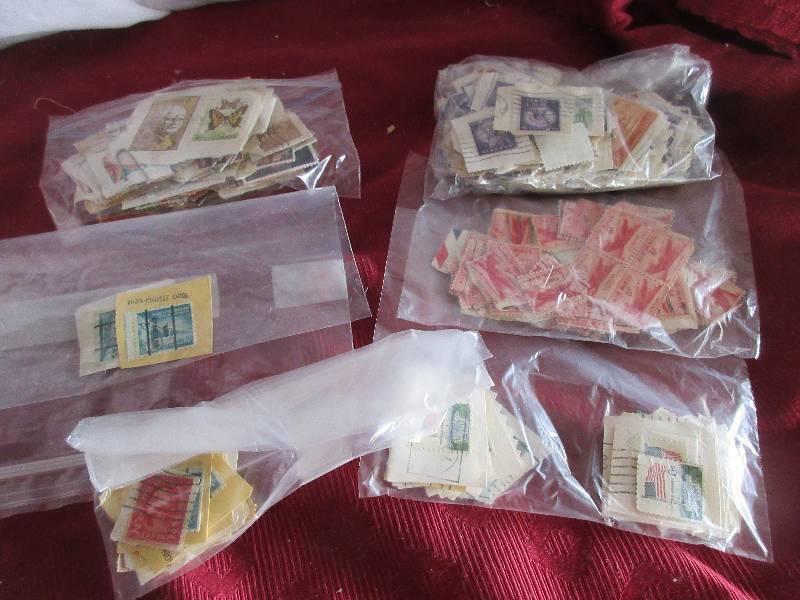 COLLECTIBLE STAMPS