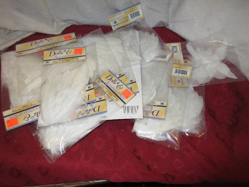 FEATHER CRAFTING SUPPLIES
