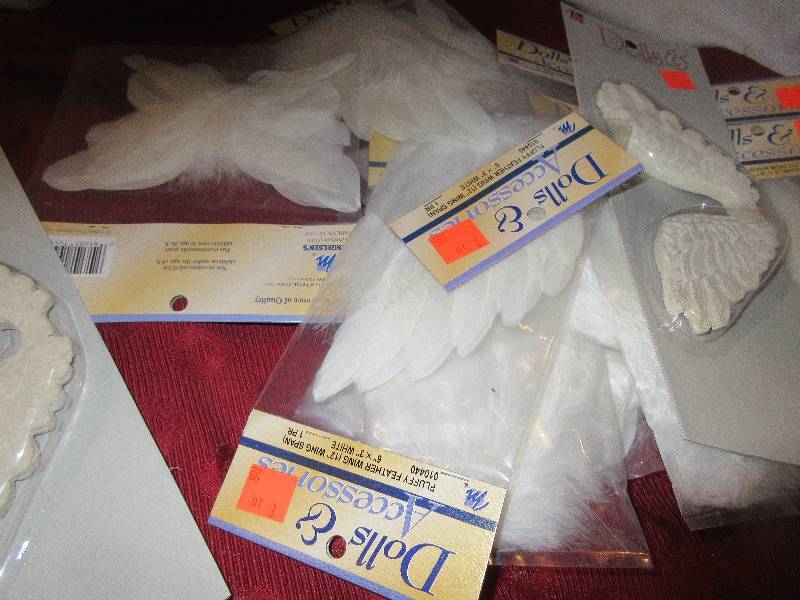 FEATHER CRAFTING SUPPLIES