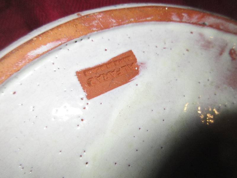 1 DOG BOWL 1 VINTAGE BOWL