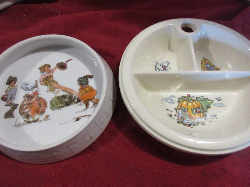 VINTAGE GLASSWEAR