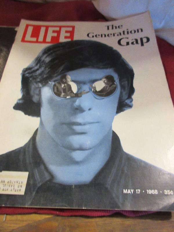 COLLECTIBLE LIFE MAGAZINES