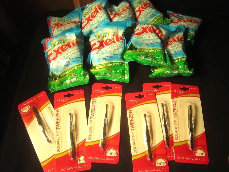 NEW LOT - 9 Laundry Soaps & 6 Tweezers