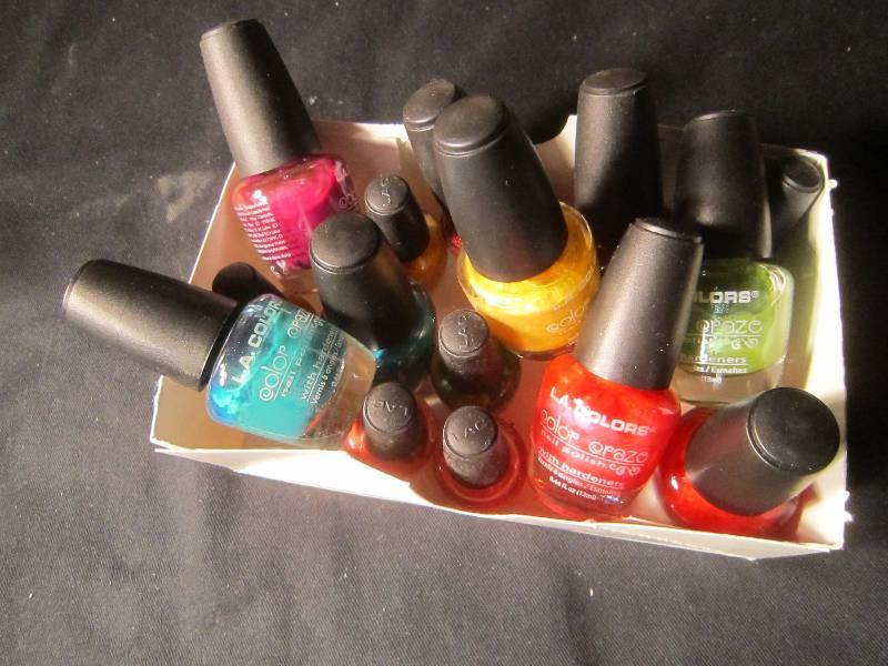 NEW LOT - 12 Nail Pollishes