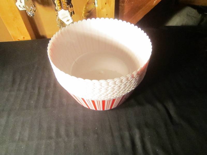NEW LOT - 17 Popcorn Bowls