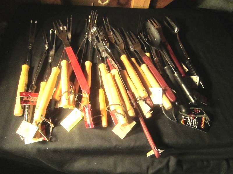 NEW LOT - Multiple Kitchen Forks - Great for Grilling