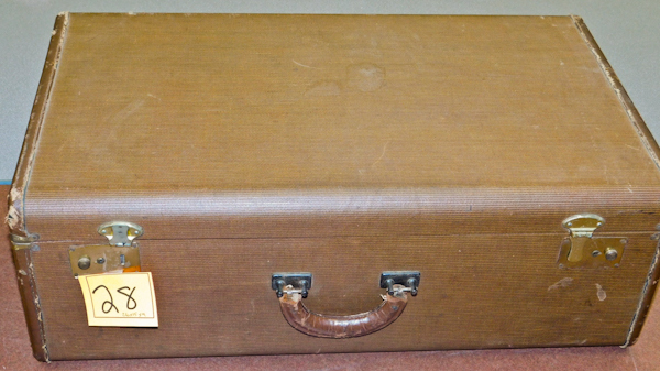 lot 28 image: Vintage Hard Sided Suitecase