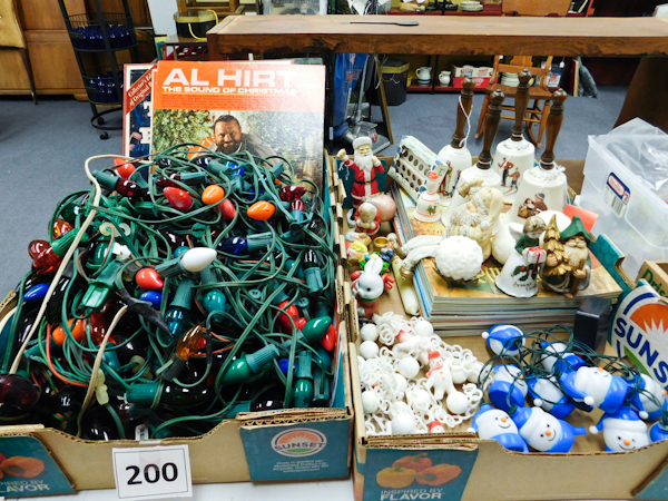 lot 200 image: very large lot of Christmas please see all the photos