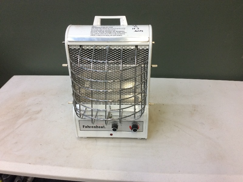 lot 65 image: Electric Space Heater