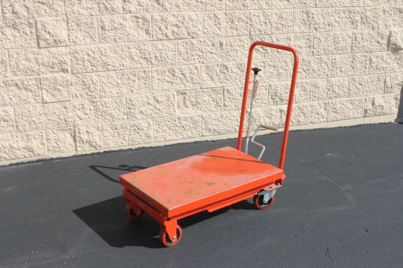 lot 57 image: Hydraulic Lift Cart