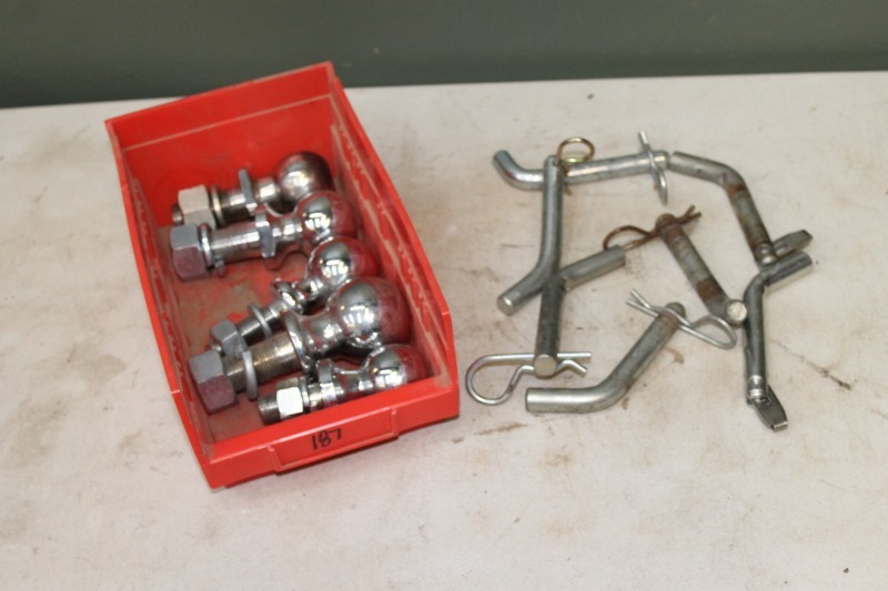 lot 187 image: Trailer Towing Accessories