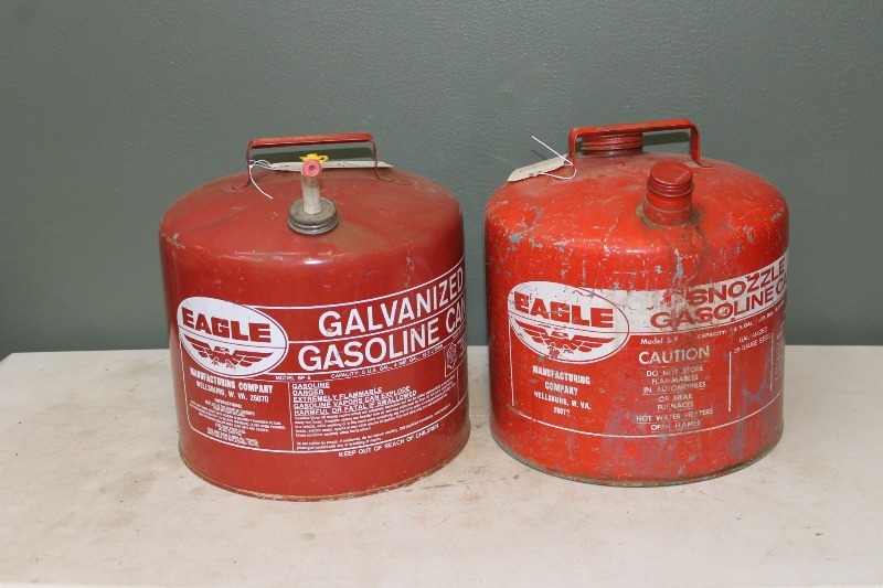 lot 200 image: 5 Gal Gas Cans