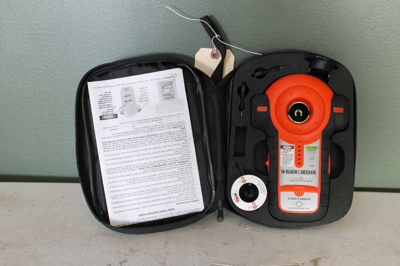 lot 61 image: Bullseye Laser Level