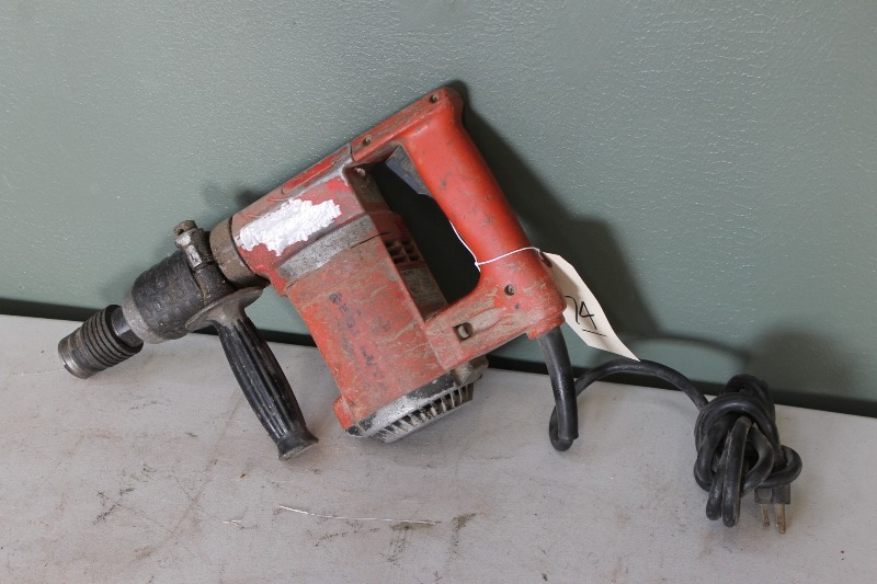 lot 74 image: Hilti TE 22 Hammer Drill