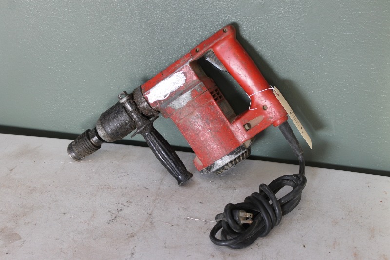 lot 77 image: Hilti TE 22 Hammer Drill