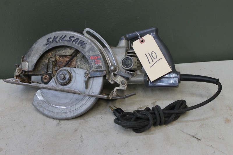 lot 110 image: Skil Saw
