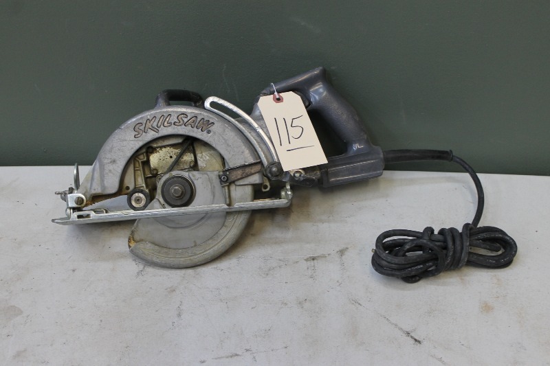 lot 115 image: Skil Saw