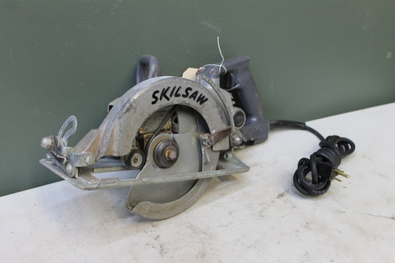 lot 117 image: Skil Saw