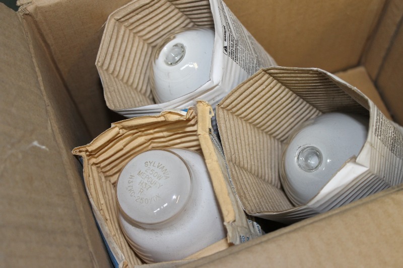 lot 140 image: Light Bulbs