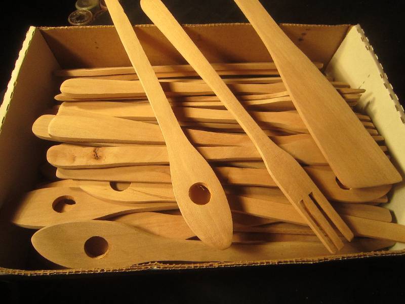NEW LOT - 20 Wood Forks & 20 Wood Spoons and Misc Wood Utensils