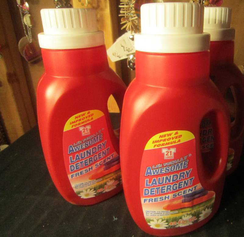 NEW LOT of 3 Bottles of Laundry Detergent Fresh Scent