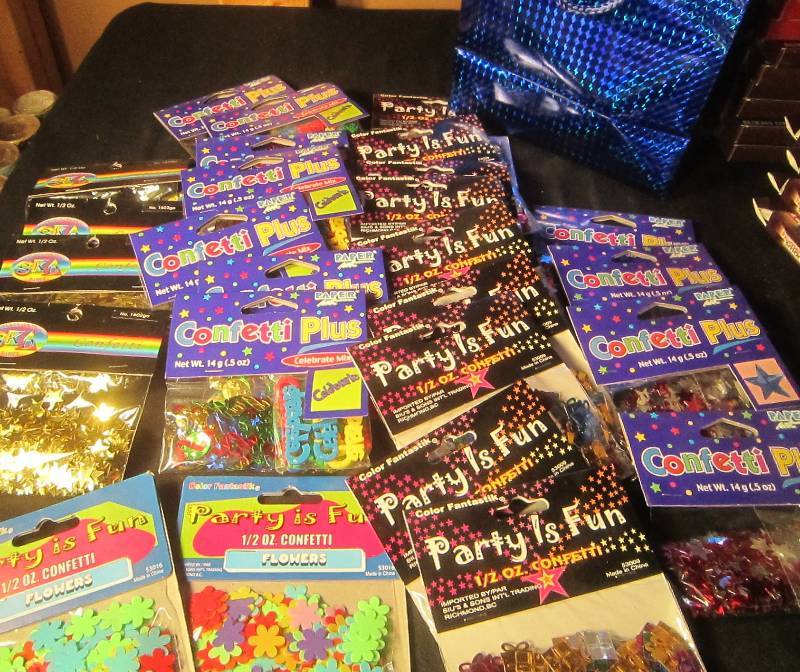 NEW LOT - Party is Fun Confetti