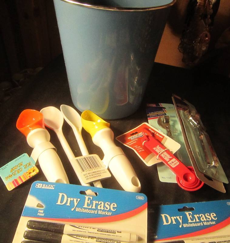 NEW LOT - Waste Basket, Kitchen Utensil & Dry Erase, Ice Cream Scoops Measuring Spoons, Can Openers
