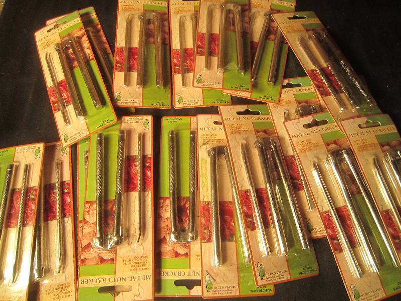 NEW LOT - 18 Nutcrackers