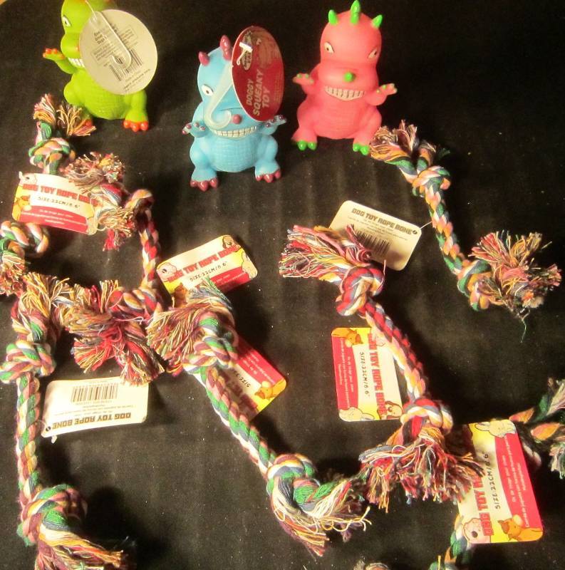 NEW LOT - 3 Pet Toys & 7 Rope Bones