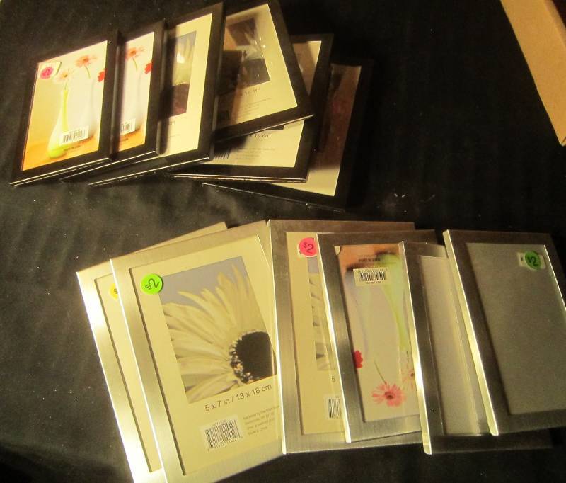 NEW LOT - 4 Black and 3 Silver Pictures Frames 5x7, 2 Black and 3 Silver 4x6