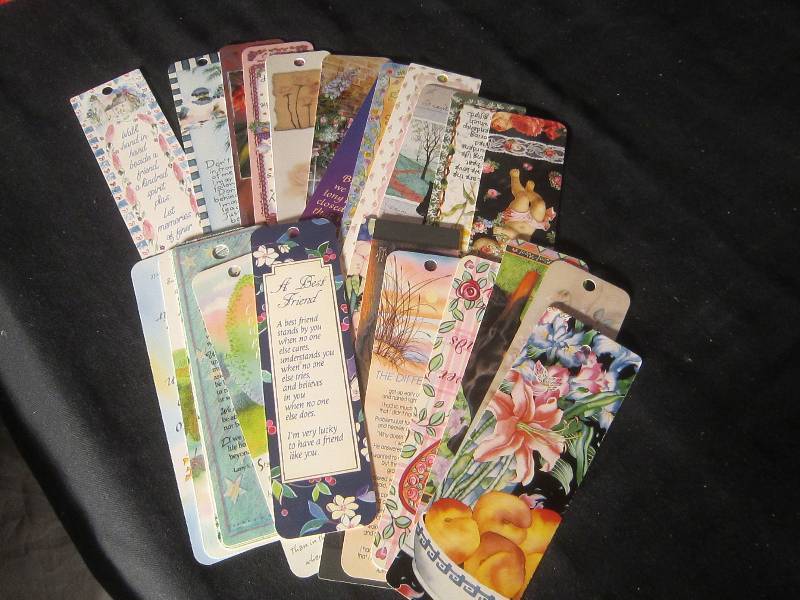 NEW LOT - 25 Bookmarks