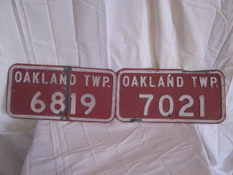 lot 6 image: 2 Vintage Oakland Township signs