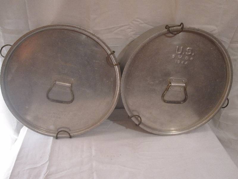 lot 30 image: 2 aluminum WWII era field pots