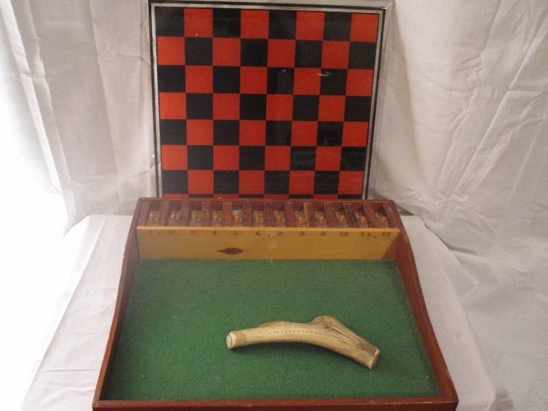 lot 66 image: Vintage gaming lot