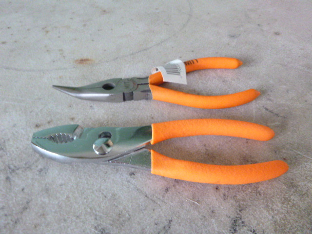 2 MIT Pliers